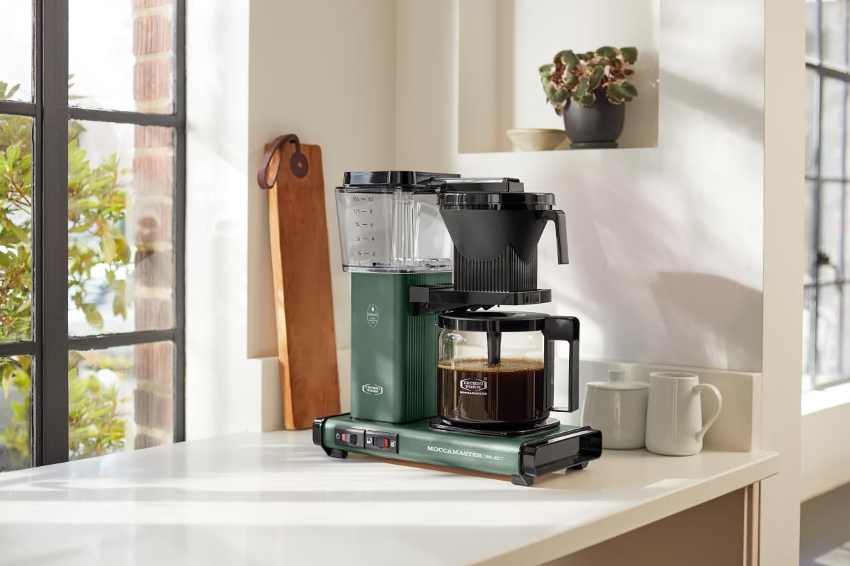 id3-220310-rkz-moccamaster-kbgv-juniper-0426-rt_3 KBG select Forest Green